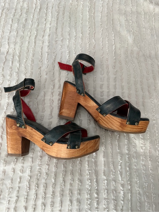 Bed Stu Shoes - BED STU Black Leather Platform Sandals with Wooden Block Heel